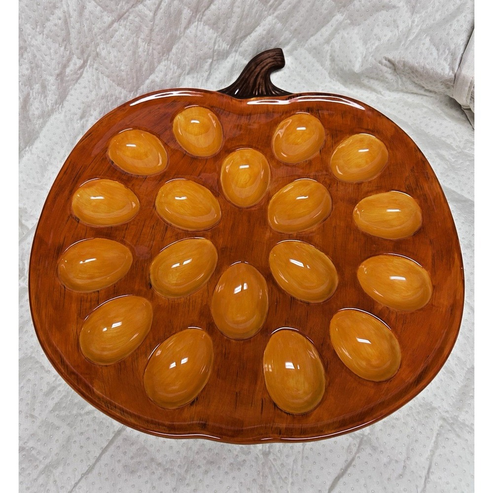 Biltmore Autumn Harvest Pumpkin shaped Ceramic 18 Deviled Fall Egg Platter 14in.